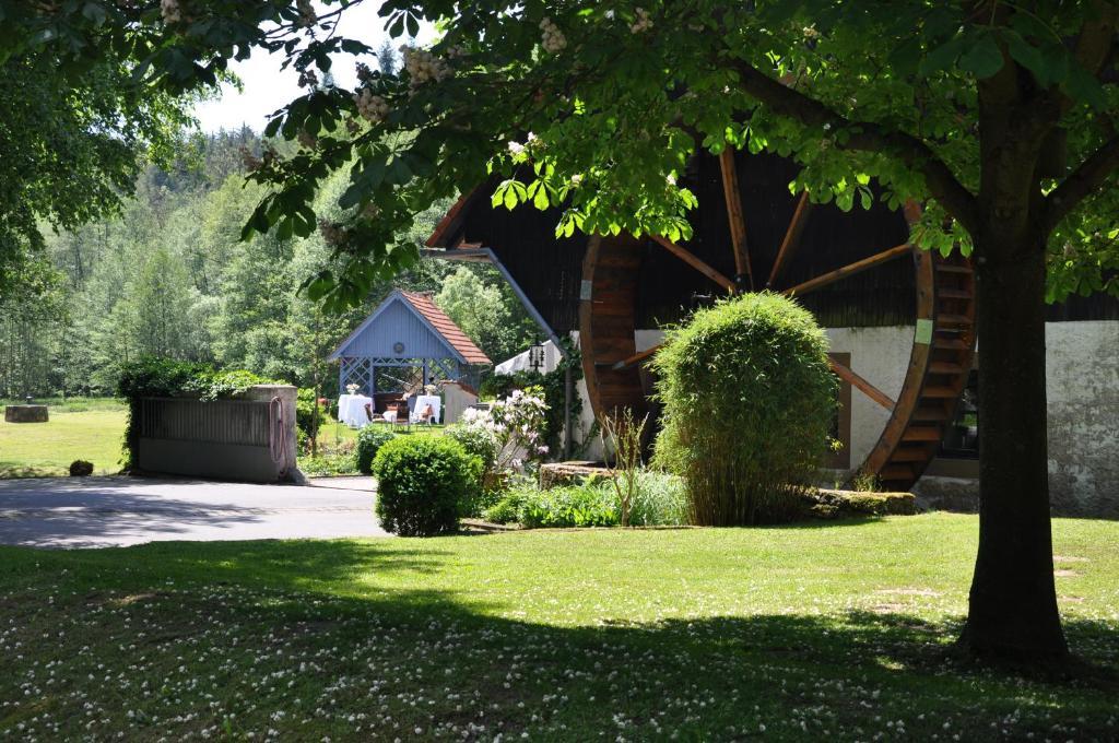 Landgasthof Geiersmuhle Hotell Vielbrunn Exteriör bild